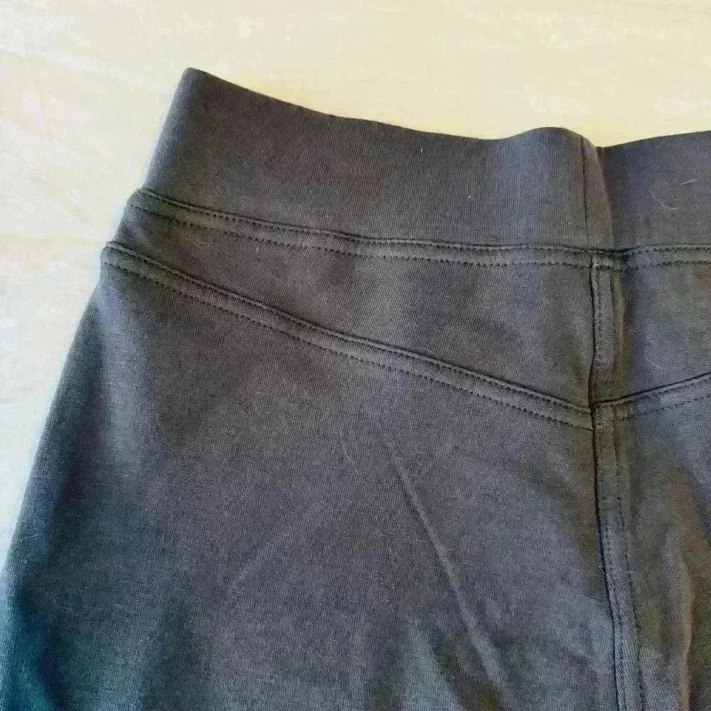 Matilda Jane Women’s Leggings small gray NWT pants comfort stretch leisure